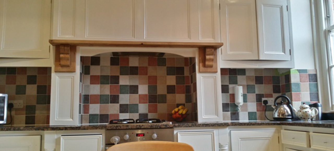 Painting A Knotty Pine Kitchen In The, Painting Pine Kitchen Cabinets Uk
