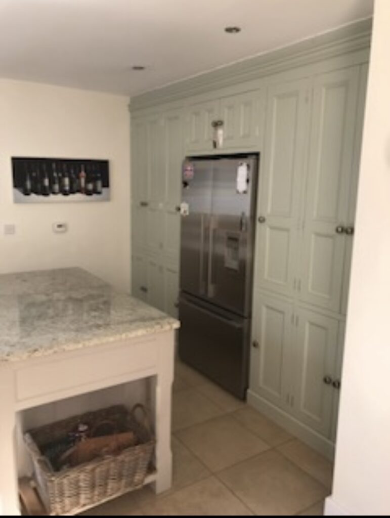 Painting kitchen cabinets in Wollaton Nottingham